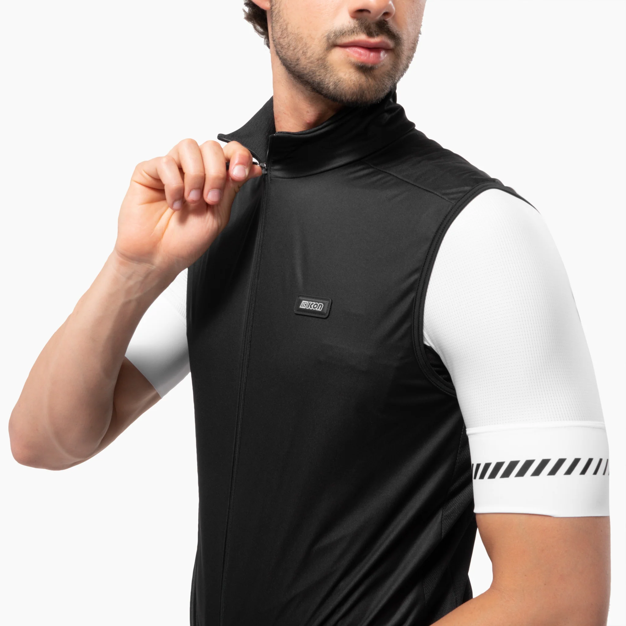 CYCLING WIND VEST - Image 3